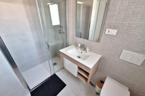 Apartment à vendre à Torrevieja, Alicante, Espagne, 2 chambres, 76 m2 No. 193012 - photo 7