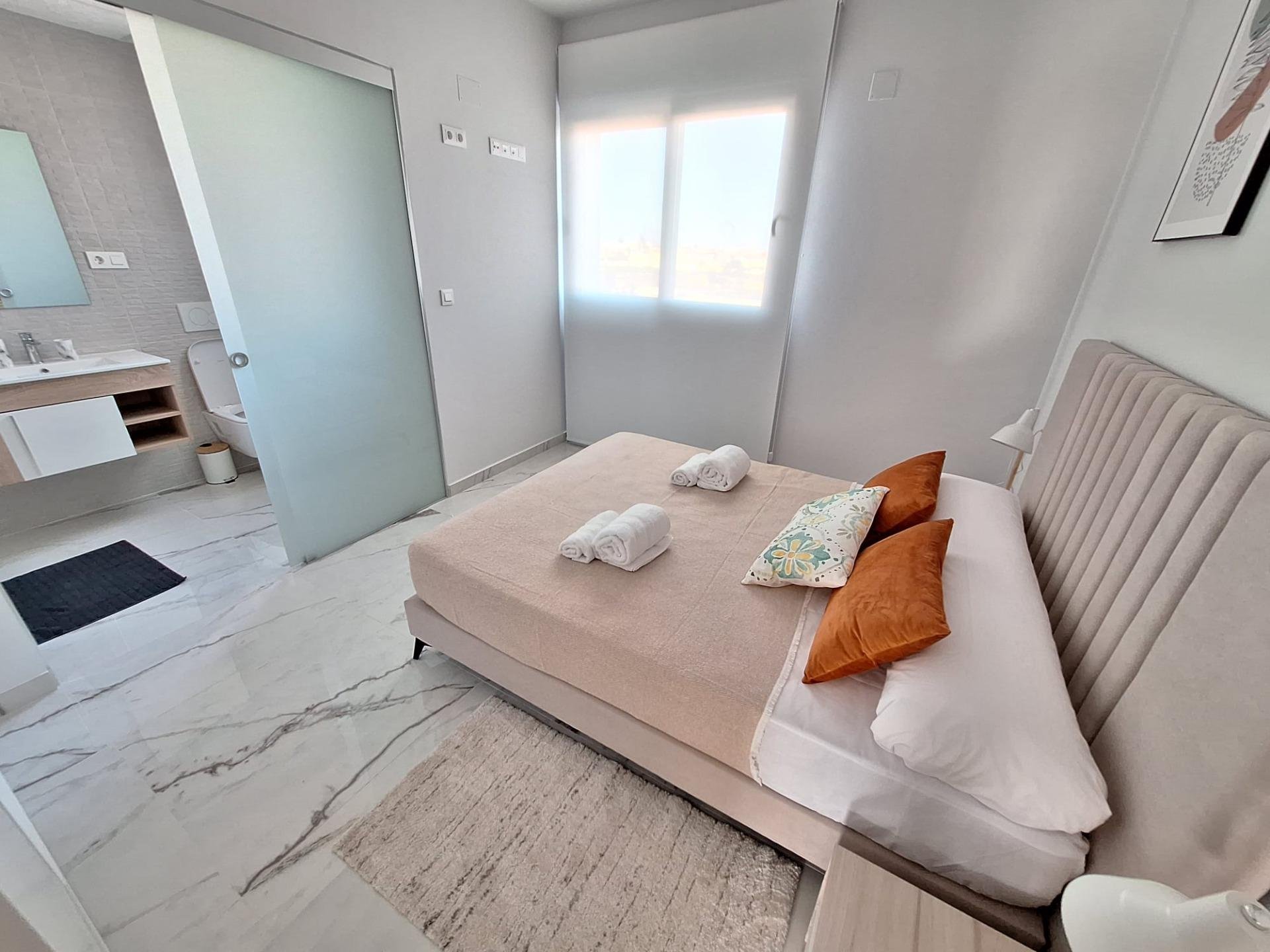 Appartamento a Torrevieja, Alicante, Spagna 2 camere da letto, 76 mq. N° 193012