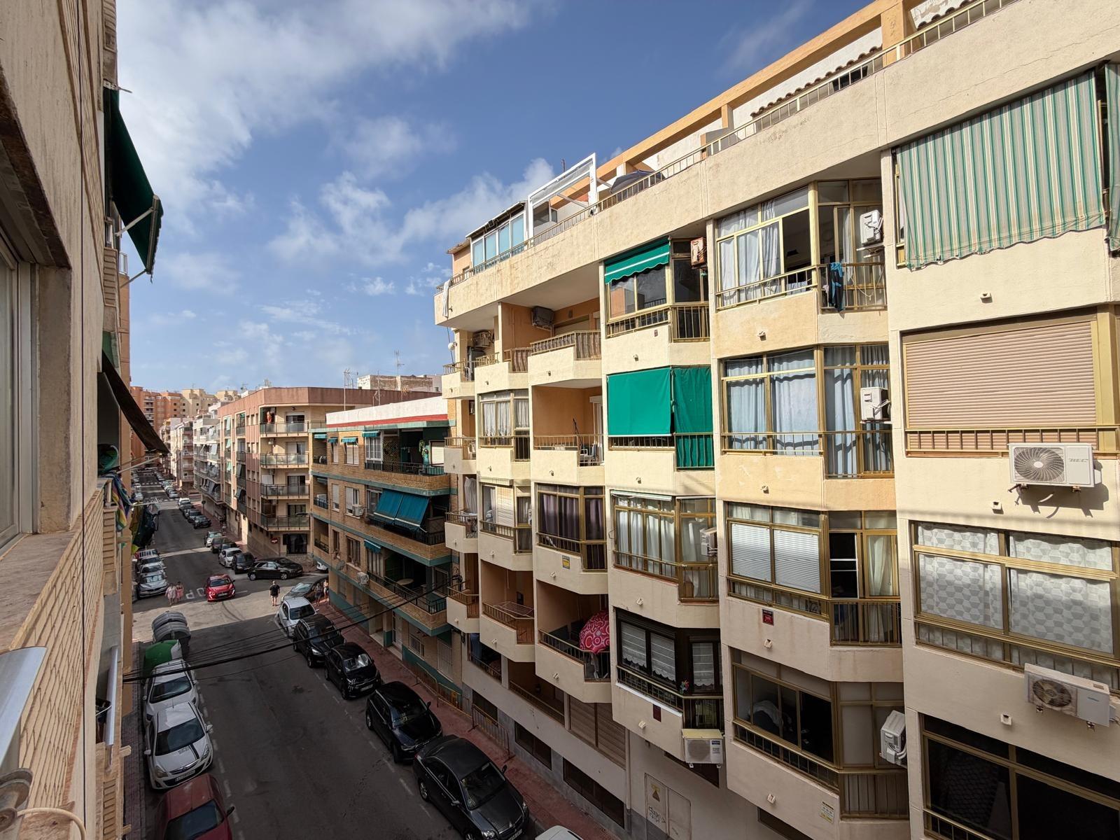 Apartament w Torrevieja, Alicante, Hiszpania 2 sypialnie, 79 mkw. nr 193011