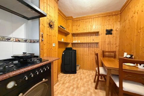 Apartamento en venta en Torrevieja, Alicante, España 2 dormitorios, 79 m2 No. 193011 - foto 14