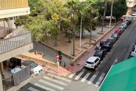 Apartamento en venta en Torrevieja, Alicante, España 2 dormitorios, 79 m2 No. 193011 - foto 27