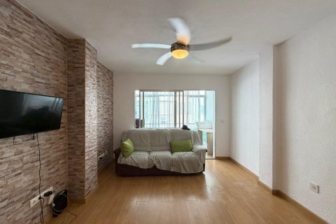 Apartamento en venta en Torrevieja, Alicante, España 2 dormitorios, 79 m2 No. 193011 - foto 17