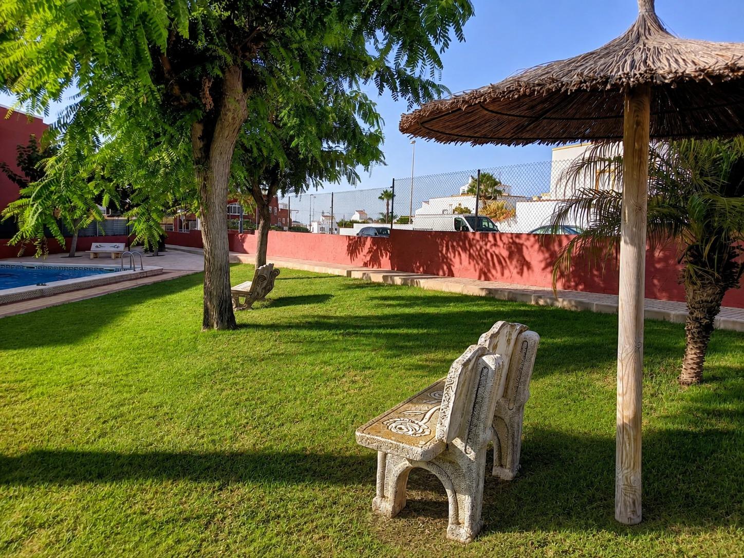Bungalow en Los Altos, Alicante, España 2 dormitorios, 82 m2 No. 193016