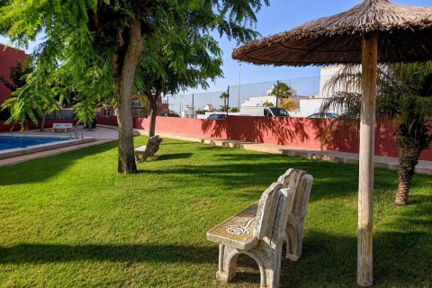 Bungalow for sale in Los Altos, Alicante, Spain 2 bedrooms, 82 sq.m. No. 193016 - photo 16