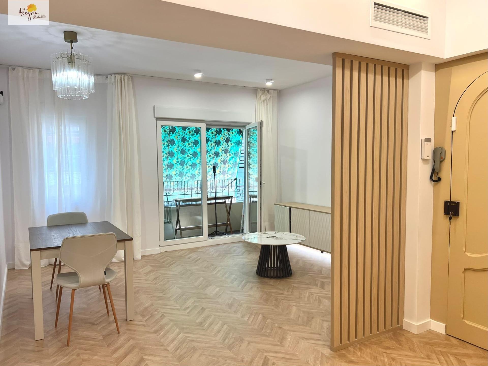Appartamento a Valencia, Spagna 2 camere da letto, 91 mq. N° 193013