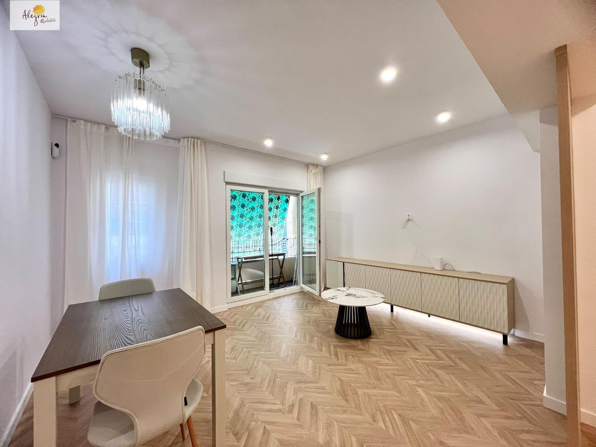 Appartamento a Valencia, Spagna 2 camere da letto, 91 mq. N° 193013