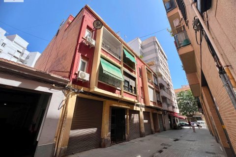 Apartamento en venta en Valencia, València, España 2 dormitorios, 91 m2 No. 193013 - foto 2