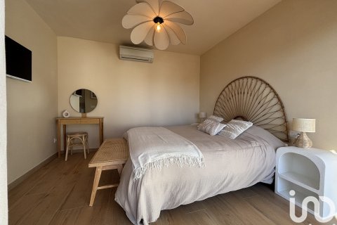 Dom w Empuriabrava, Girona, Hiszpania 3 sypialnie, 166 mkw. nr 153661 – zdjęcie 23