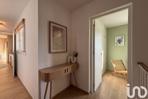 Dom w Empuriabrava, Girona, Hiszpania 3 sypialnie, 166 mkw. nr 153661 – zdjęcie 15