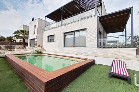 Продажа дома в Кунит, Таррагона, Испания 3 спальни, 256м2 №153662 - фото 2