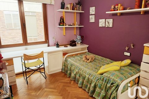 Apartament w Soria, Hiszpania 4 sypialnie, 140 mkw. nr 153659 – zdjęcie 12