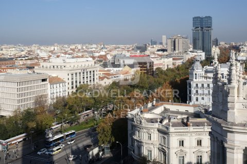 Apartamento en Madrid, España 3 dormitorios, 132 m2 No. 156911