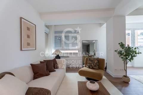 Продажа пентхауса в Мадрид, Испания 2 спальни, 115м2 №156913 - фото 4