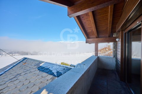 House for sale in Girona, Spain 4 bedrooms, 330 sq.m. No. 156912 - photo 23
