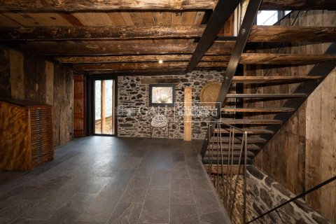 Villa till salu i Principado De Andorra (Ninguna Poblacion Tiene C.P.), Lleida, Spanien 4 sovrum, 320 kvm. Nr. 156916 - foto 13