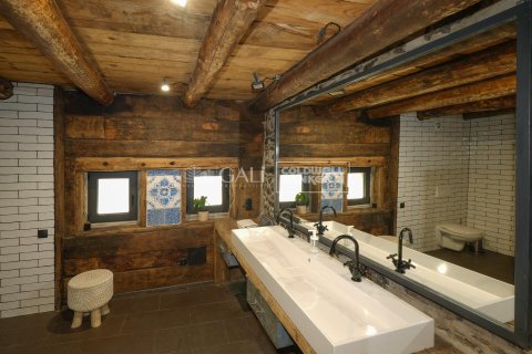 Villa till salu i Principado De Andorra (Ninguna Poblacion Tiene C.P.), Lleida, Spanien 4 sovrum, 320 kvm. Nr. 156916 - foto 28