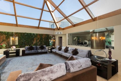 Сasa en venta en Peralada, Gerona, España 5 dormitorios, No. 141317 - foto 4