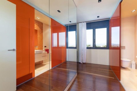 Сasa en venta en Peralada, Gerona, España 5 dormitorios, No. 141317 - foto 25