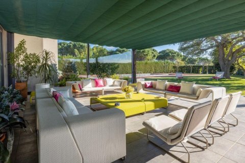 Сasa en venta en Peralada, Gerona, España 5 dormitorios, No. 141317 - foto 5