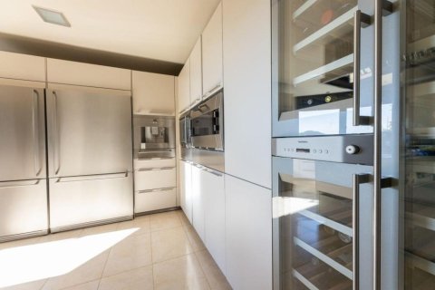 Сasa en venta en Peralada, Gerona, España 5 dormitorios, No. 141317 - foto 16