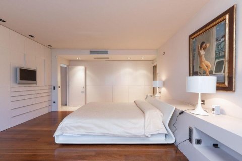 Сasa en venta en Peralada, Gerona, España 5 dormitorios, No. 141317 - foto 18