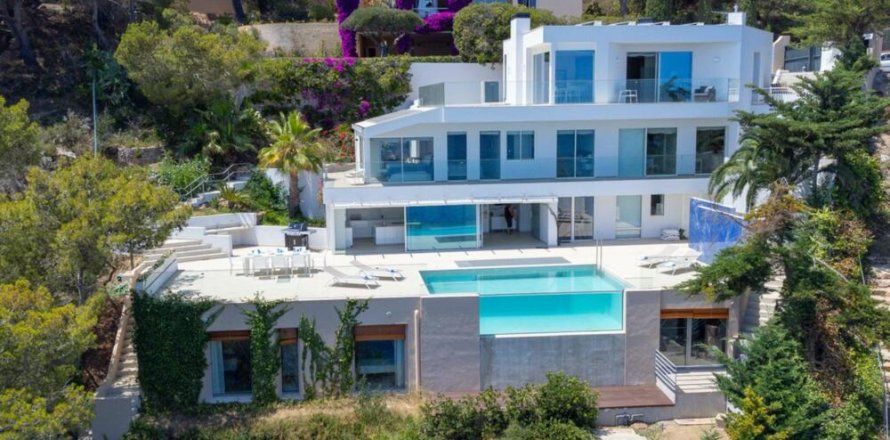 House in Tamariu, Girona, Spain 7 bedrooms,  No. 141313