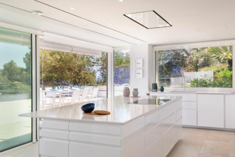 House for rent in Tamariu, Girona, Spain 7 bedrooms,  No. 141313 - photo 9