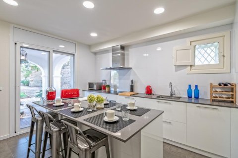 House for rent in Tamariu, Girona, Spain 8 bedrooms,  No. 141314 - photo 13