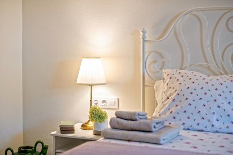 House for rent in Tamariu, Girona, Spain 8 bedrooms,  No. 141314 - photo 21