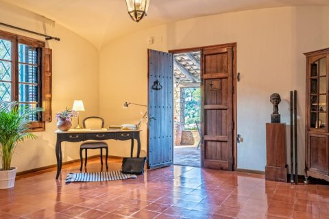 House for rent in Tamariu, Girona, Spain 8 bedrooms,  No. 141314 - photo 15