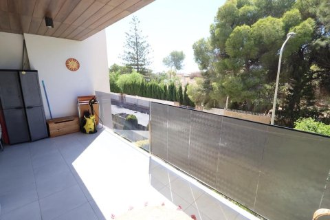 Apartment for sale in Alicante, Spain 2 bedrooms, 80 sq.m. No. 196800 - photo 3