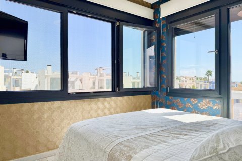 Willa w Cabo Roig, Alicante, Hiszpania 3 sypialnie, 132 mkw. nr 196797 – zdjęcie 19