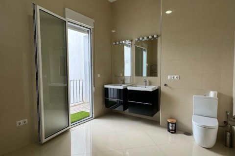 Apartment for sale Alicante, Spain 4 bedrooms, 112 sq.m. No. 133270 - photo 9