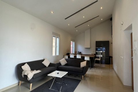Apartment for sale Alicante, Spain 4 bedrooms, 112 sq.m. No. 133270 - photo 2