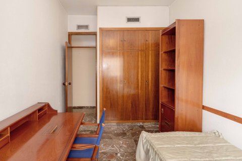 Dzīvoklis pārdošanā Sevilla, Seville, Spānijā 5 istabas, 262 m2 Nr. 113688 - attēls 17