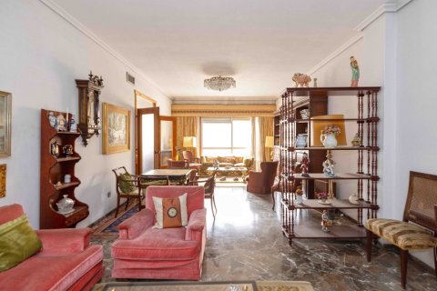 Dzīvoklis pārdošanā Sevilla, Seville, Spānijā 5 istabas, 262 m2 Nr. 113688 - attēls 1