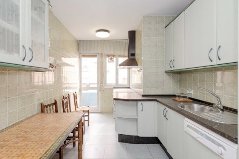 Dzīvoklis pārdošanā Sevilla, Seville, Spānijā 5 istabas, 262 m2 Nr. 113688 - attēls 7