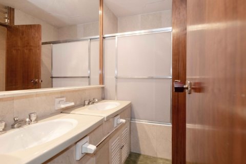 Dzīvoklis pārdošanā Sevilla, Seville, Spānijā 5 istabas, 262 m2 Nr. 113688 - attēls 19