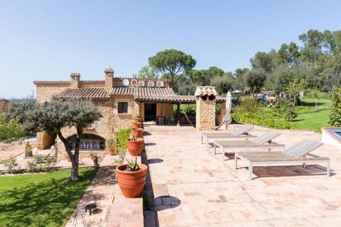 Dom w Forallac, Girona, Hiszpania 6 sypialni, nr 141239 – zdjęcie 4