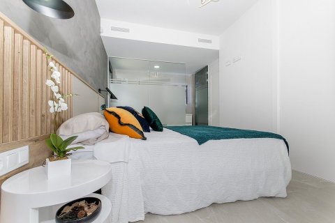 Bungalow for sale San Miguel de Salinas, Alicante, Spain 3 bedrooms, 92 sq.m. No. 116614 - photo 14