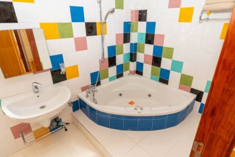 Villa for sale in Torrevieja, Alicante, Spain 4 bedrooms, 480 sq.m. No. 145978 - photo 13