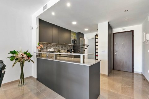 Huoneisto myytävänä Villamartin, Alicante, Espanja, 3 makuuhuonetta, 84 m2 No. 145974 - kuva 8