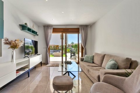 Huoneisto myytävänä Villamartin, Alicante, Espanja, 3 makuuhuonetta, 84 m2 No. 145974 - kuva 6