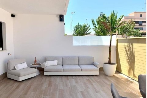 Wohnung zum Verkauf in Pilar de la Horadada, Alicante, Spanien 2 Schlafzimmer, 66 m2 Nr. 145979 - Foto 4