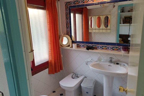 Villa for sale in Dehesa De Campoamor, Alicante, Spain 4 bedrooms, 212 sq.m. No. 155697 - photo 17