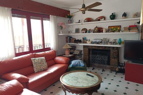 Villa for sale in Dehesa De Campoamor, Alicante, Spain 4 bedrooms, 212 sq.m. No. 155697 - photo 5