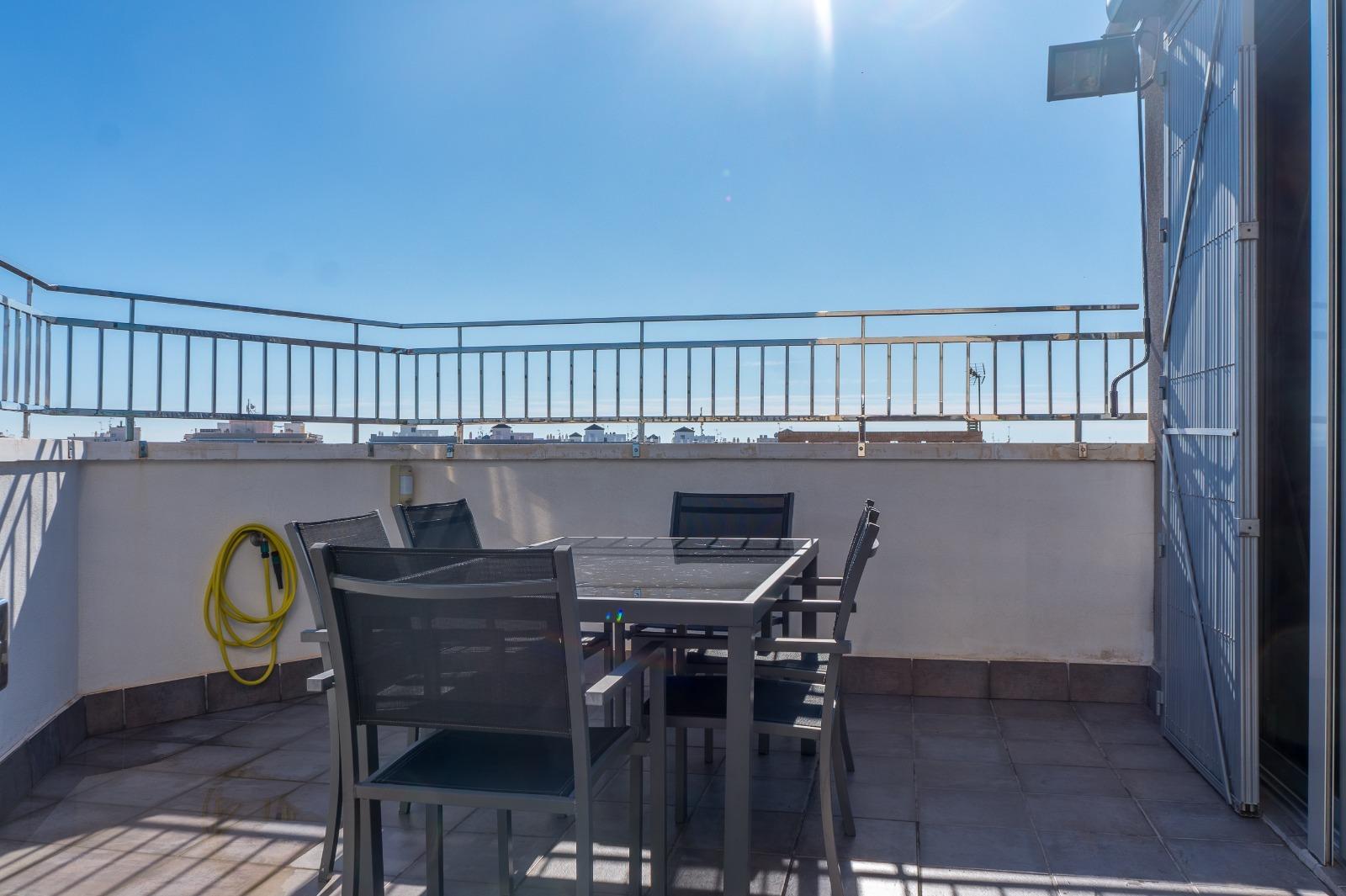 Lägenhet i Torrevieja, Alicante, Spanien 3 sovrum, 205 kvm. Nr. 155696
