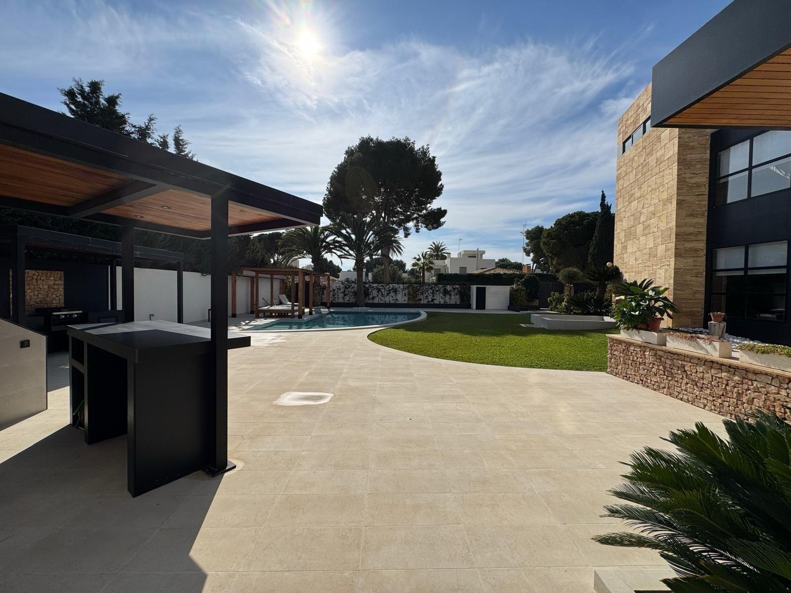 Huvila Dehesa De Campoamor, Alicante, Espanja 7 makuuhuonetta, 1059 m2 No. 155700
