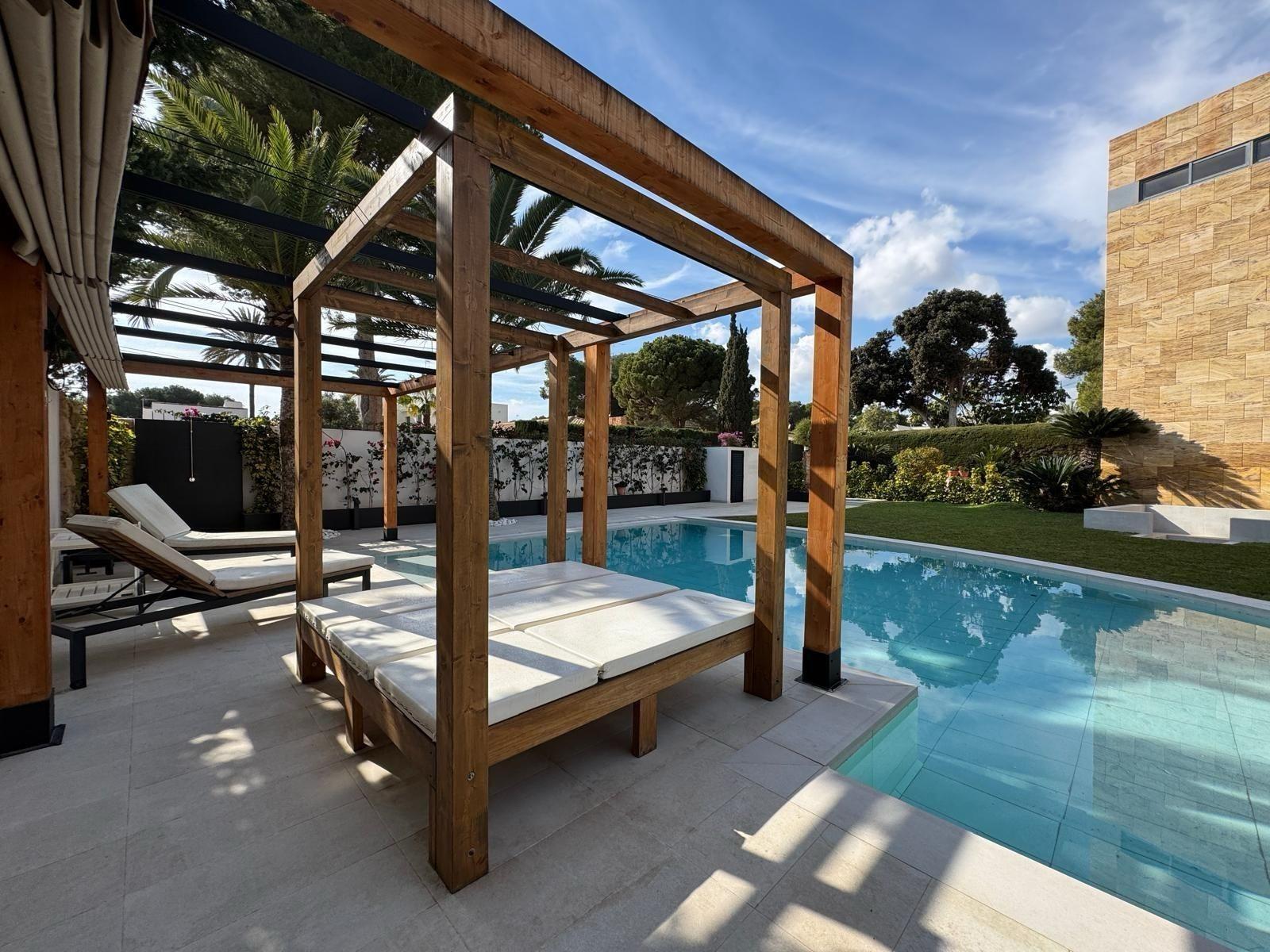 Huvila Dehesa De Campoamor, Alicante, Espanja 7 makuuhuonetta, 1059 m2 No. 155700