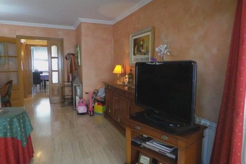 Villa à vendre Badalona, Barcelona, Espagne, 3 chambres, 314 m2 No. 133453 - photo 16